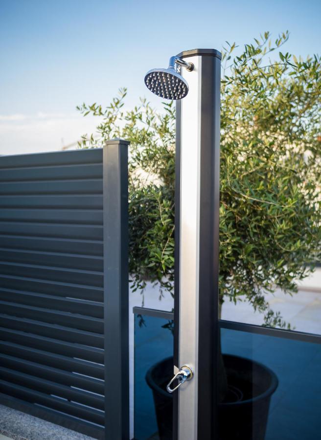 Luxury Apartment- Balcony- Private Rooftop And Jacuzzi- Common Pool トロギール エクステリア 写真